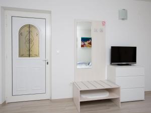 Apartment Vero-2 by Interhome