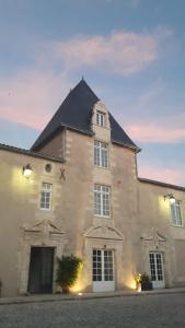 Appartements Appartment in a 16th-century castle : photos des chambres