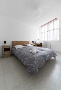 Le Bardin - Grand appartement design, parking gratuit