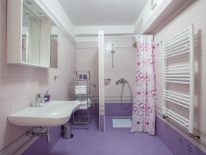 Apartment Vero-5 by Interhome 