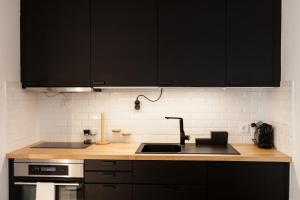 FLH Caparica By the Sea with Balcony