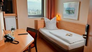 Economy Single Room room in Hotel Rhein-Ruhr Bottrop