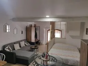 ISSOIRE studio hyper centre - Orbeil