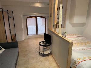 ISSOIRE studio hyper centre