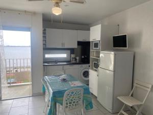 Studio cosy 2 couchages à 50m de la plage avec vue sur létang - FR-1-680-2