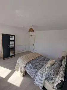 94 The Fordrough - Stoke Prior