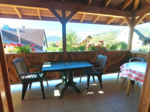 Appartement chaleureux à Soultzeren avec vue sur montagne