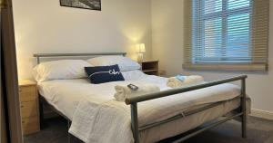 Spacious Modern Apartment