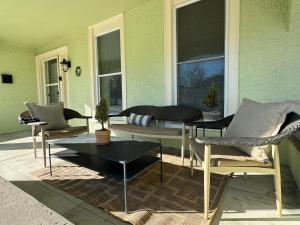 Garden on Capital-Bourbon & Horse Country