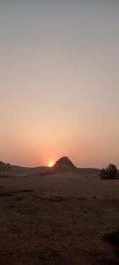 Sakkara pyramid inn hotel