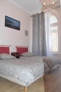 Appartements Grand Appartement a Maison sculptee : photos des chambres