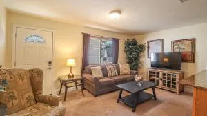 Oak Shores 71 - Cedar Lake