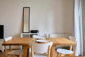 Appartements Apartment balconyparking space near train station : photos des chambres