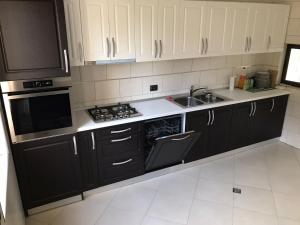 VILA DE PE DEAL
