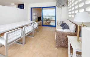 2 Bedroom Awesome Apartment In Moncofa