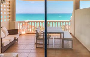 2 Bedroom Awesome Apartment In Moncofa