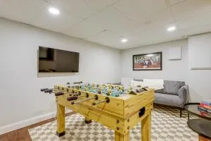 Niantic Duplex with Deck Less Than 1 Mi to Beach and Boardwalk - South Lyme