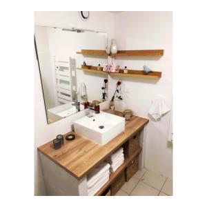 Villas Les Amandiers by DM heated pool : photos des chambres