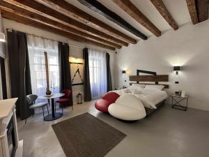 C&O Savoia Deluxe Rooms img34
