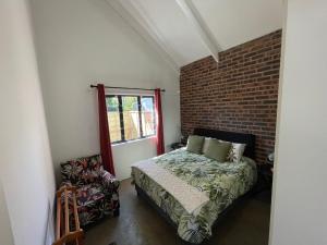 The Stables, Central Garden Cottage in Howick - Fastest WiFi in Howick