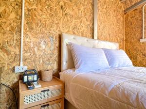 EK-KA-NAKE ( เอกขเนก )