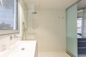 My Space Barelona - Renovated Attic Apartment with Two Terrace