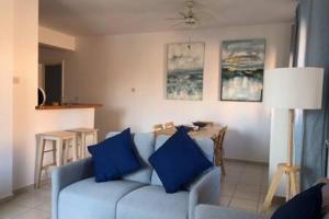 Limnaria Villas - Luxurious, spacious 3 bed apartment with pool views