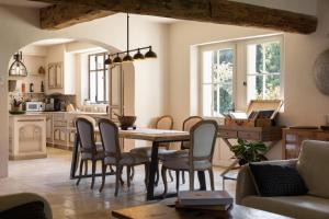 Le Mas Paradou, 5 chambres, piscine privée, accès au village à pied