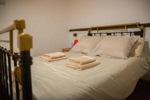 LA CASITA DE LA CORREDERA