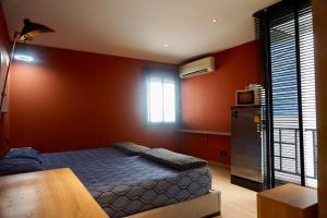 Silom Soi 3 Hash Apartment hip and funky with rooftop view