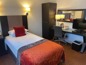 Standard Single Room room in De Vere Staverton Estate
