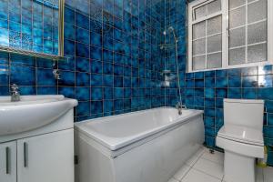 1 Bed Flat Sleeps 3 - Wifi Near City Centre