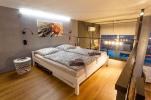 View Skyscraper Bata - loft XL