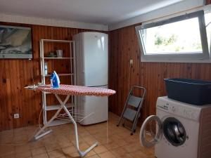 Maisons de vacances Location Presqu-ile de Crozon-Morgat, au calme proche de la mer : photos des chambres