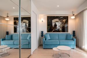 Appart'hotels Residence Hoteliere Chambord au coeur de Menton - entierement renovee : photos des chambres