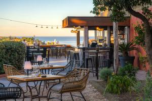 Hotels Les Jardins Du Cedre : photos des chambres