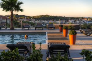 Hotels Les Jardins Du Cedre : photos des chambres