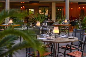 Hotels Les Jardins Du Cedre : photos des chambres