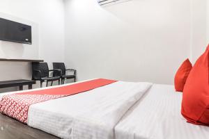 Hotel O Diamond Star