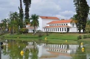 APARTAMENTO FAMILIAR COMPLETO - Sylvestre Ferraz