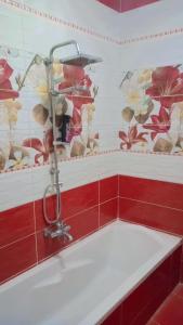 pyramids show view Room