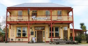 Formerly the Blackball Hilton - 普纳凯基