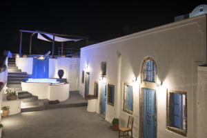 Simantiri Private Villa Santorini Greece