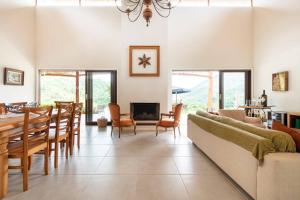 Paraiso em Secretario com Wi-Fi e campo futebol