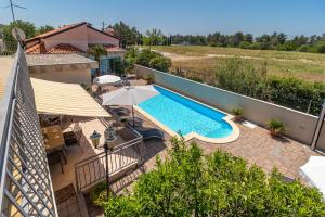 Holiday house with a swimming pool Jadranovo, Crikvenica - 22273