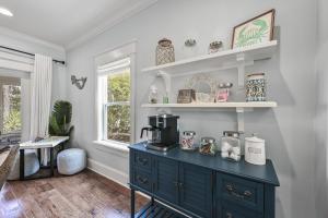 Treasure Palms - Golf Cart- Bikes - Arcade- Peloton- Near Rosemary - Community Pool