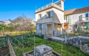 Nice Home In Zaton With Kitchen