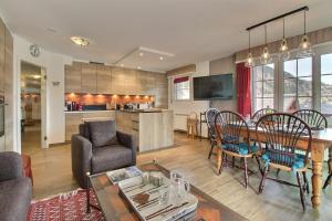 Neige & Soleil 15, central, terrasse & view