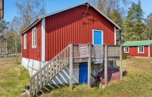 2 Bedroom Awesome Apartment In Jämjö - Ramdala