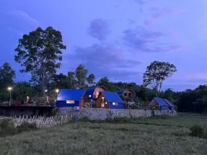 Dạ Khê Hill - Ta Roui